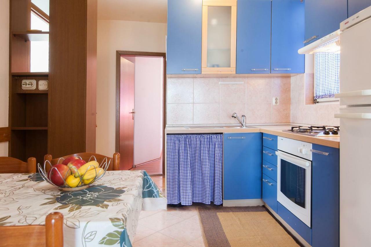 Apartmani Ivica Krzanic Podgora Exteriér fotografie