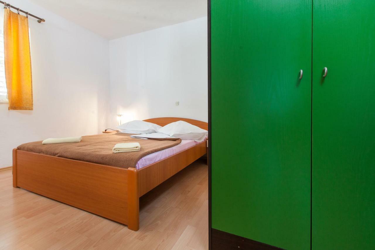 Apartmani Ivica Krzanic Podgora Exteriér fotografie